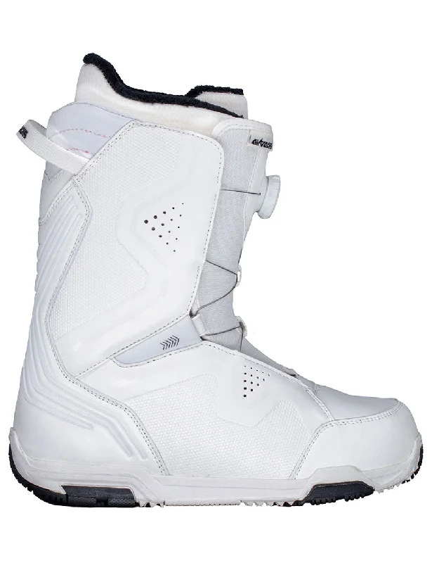 Snowboard Boots Strong White Atop Speed Lacing